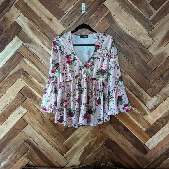 π 4 for $25 π Pink Floral Boho Bell Sleeve Babydoll Top Women's Size Small - Picture 1 of 9